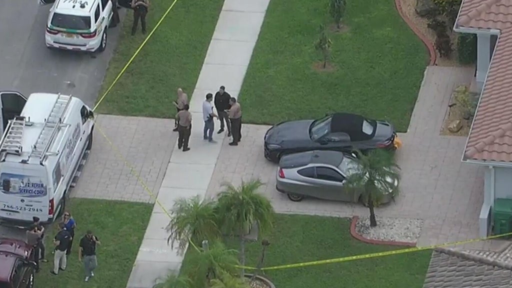 Man dead, woman hospitalized after domestic shooting in southwest Miami-Dade neighborhood, deputies say — CBS Miami, Dunedin Health news