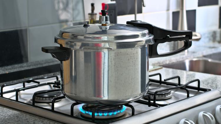 Stop using this Power Quick Pot pressure cooker immediately, CPSC warns — KARE 11 Food — Gopher, Dunedin Dining news