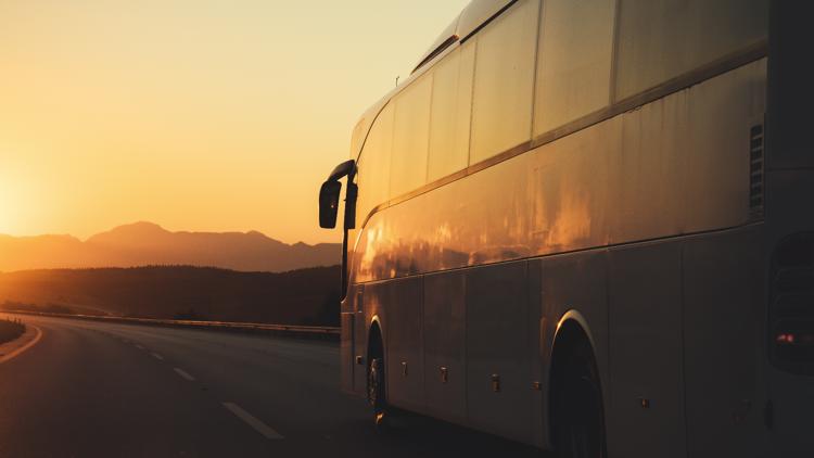 Sawyer Hill postpones remaining US concerts after fatal tour bus crash — WTSP Entertainment Tampa Bay, Dunedin Arts news
