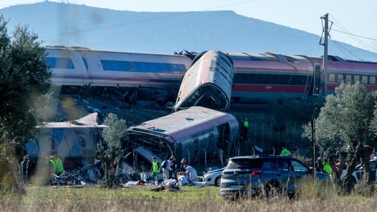 At least 30 killed in crash between 2 trains in Spain, according to media reports — Dunedin Community news