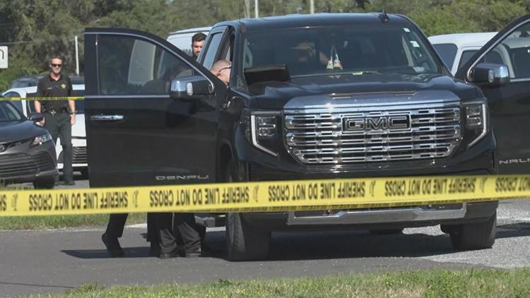 Pasco deputies investigating after man found shot inside vehicle in Hudson — WTSP 10 Tampa Bay