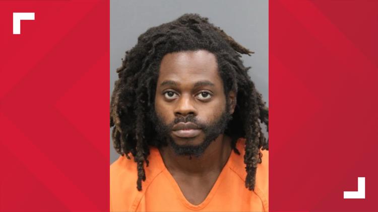 Ruskin man arrested after robbery near food pantry: deputies — Dunedin Community news