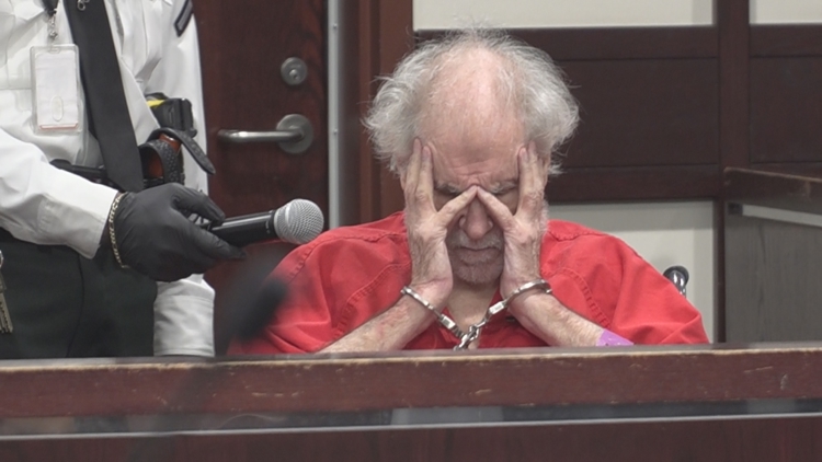 Juror dismissed, mistrial requests denied as testimony begins in Tampa murder trial — Dunedin Community news