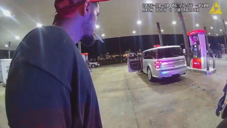 VIDEO: Deputies find 4 grams of fentanyl during traffic stop of a car with no tags in Tampa, HCSO says — WTSP 10 Tampa Bay, Dunedin Community news