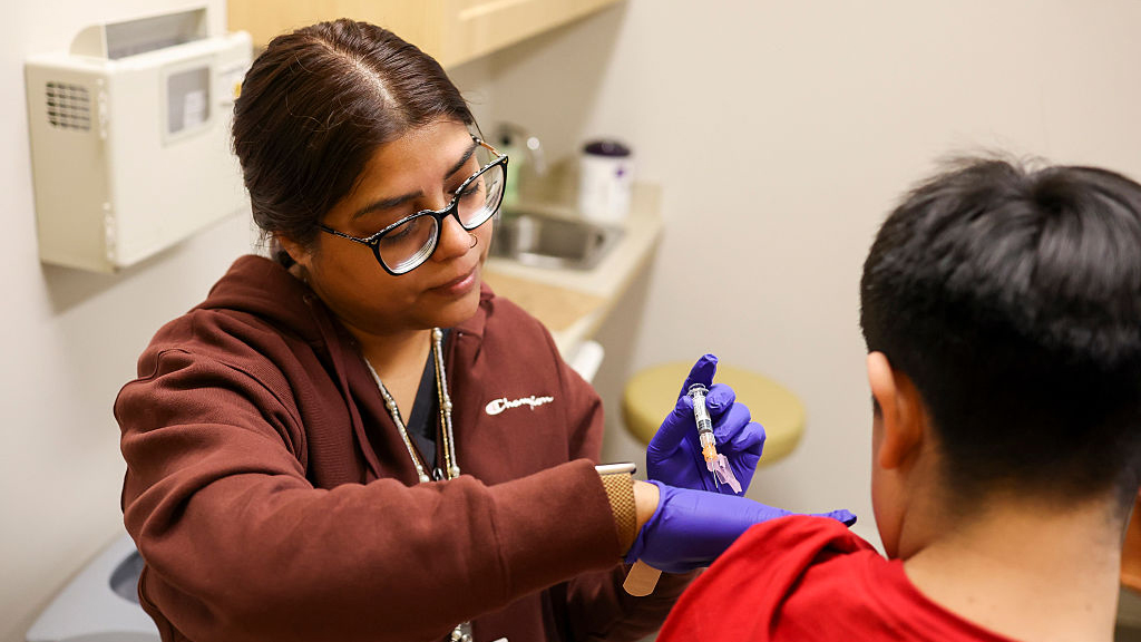 Doctors urge flu shots, as new strain raises concerns for younger people — FOX 13 Tampa Bay News, Dunedin Health news